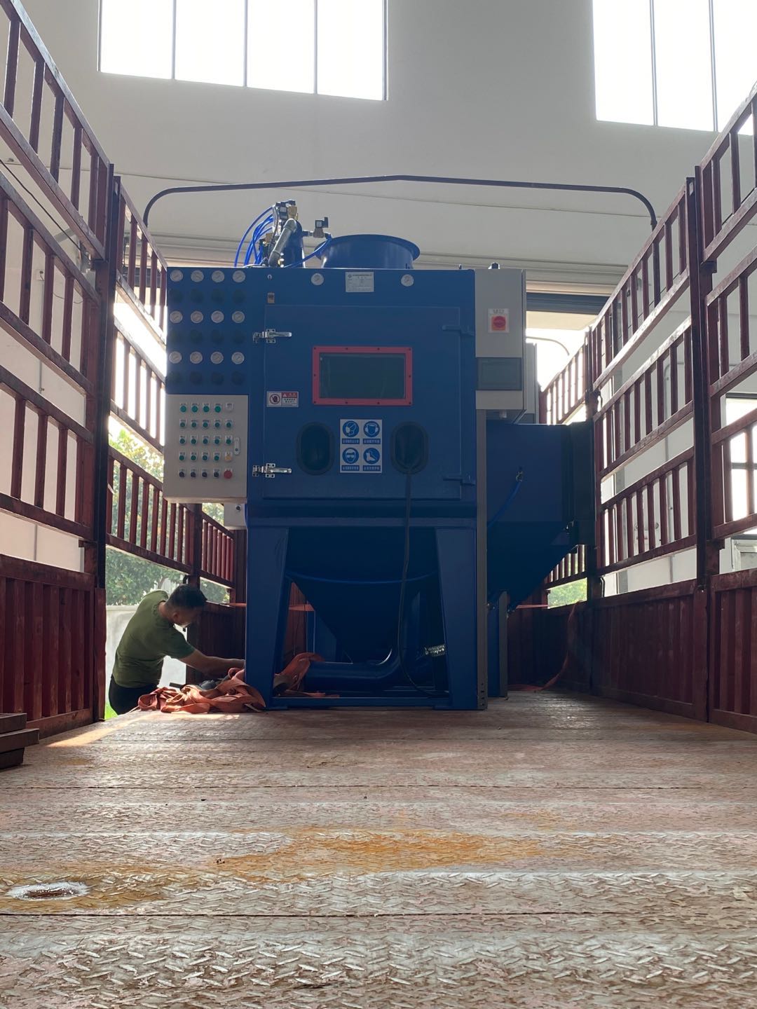 無(wú)錫迪砂-石油管端螺紋自動(dòng)噴砂機(jī)助力某大型石油管道上市公司！